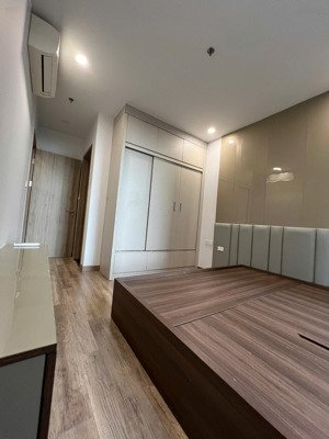 cần chuyển đổi gấp chủ bán căn hộ 2 ngủ the wisteria hoài đức dt83m2,nội thất đầy đủ 