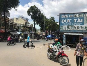 bán chdv 2 tầng 73 phòng, lô đất gần 800m2 đường nguyễn kiệm, gò vấp, giá 109.8 tỷ còn thương lượng