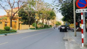 bán đất tặng nhà cũ 128m2 đường ô tô trung tâm biên hòa p. trấn biên mới gần cv biên hùng.