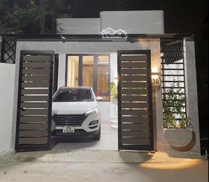 cho thuê nhà khu phân lô đường bưởi 70m2 x4 tầng, đường ô tô, full đồ cơ bản. giá 25tr/th