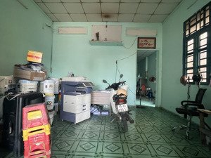 cho thuê nhà cấp 4 sân xe hơi phường bình an dĩ an