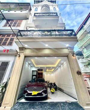 bán phân lô xã đàn, giá 33 tỷ 118m2 mặt tiền 6,4m, kinh doanh, dân trí cao, ô tô tránh, ngay hồ