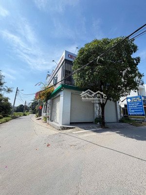 góc 2 mặt tiền kinh doanh ( 2 sổ liền kề có bán lẻ từng căn ) - ngay cổng trường tô ngọc vân - q12