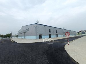 cho thuê kho đường ba la, hà đông. từ 800m2 đến 2000m2, cao 10m, có pccc, công đỗ cửa. giá 120k/m2