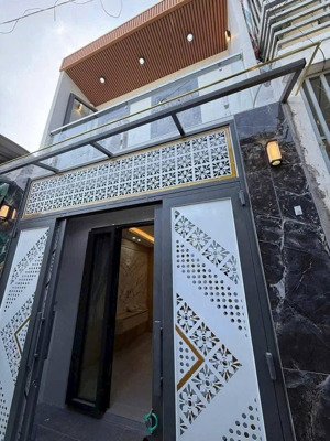 bán nr 2pn, 4,25 tỷ, 35m2, view đẹp tại hồ văn huê, q.phú nhuận, hcm