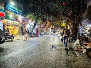 quá hiếm, chủ nhà cần bán, lõi phố cổ, kinh doanh đa dạng, 90m*3 tầng, tk thông sàn, chỉ nhô 50 tỷ