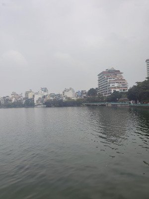 bán nhà 4 tầng 750m2 giá 420 tỷ tại lạc long quân