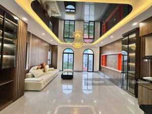 hiếm!phân lô,oto ngủ trong nhà,thang máy,kinh doanh,doãn kế thiện,cầu giấy,dt:55m2x7t,mt=5m,18ty