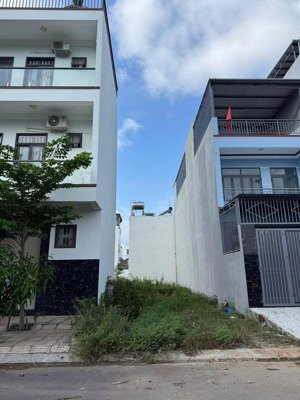 bán lô đất đẹp khu tdc mỹ gia sổ đỏ đất ở lâu dài đường 16m, gần trung tâm hành chính