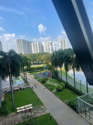 bán căn góc 2pn- 55m2 cc kikyo residencen nam long sát q2 giá 3 tỷ 200 view hồ góc thoáng