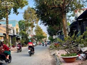 NHÀ MỚI TINH KHU VƯỢT LŨ PHƯỜNG 8 VĨNH LONG NAY LÀ PHƯỜNG TÂN HẠNH