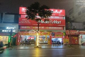 cho thuê nhà mặt phố đường láng, đống đa với dt: 200m2, mt: 8m, giá siêu ưu đãi, kd mọi mô hình!