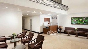 khách sạn kim mã 210m2 8 tầng mt 9m 57 tỷ doanh thu 400tr/th sát phố nhà đẹp