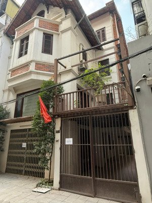 bán nhà lô góc a7 lô 6 kđt định công 124m² mt 8,25m hướng đông nam