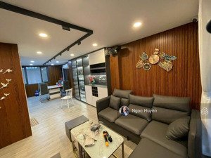 ngộp - nhà 3 tầng - hxh - gần vđ2 - phạm văn đồng - dt: 120m2 - giá 7 tỷ nhỉnh