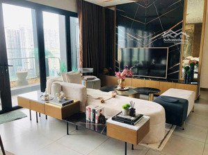 bán gấp ch tản đà court, 4,7 tỷ, 66m2, 2pn, 2wc, nhà đẹp.