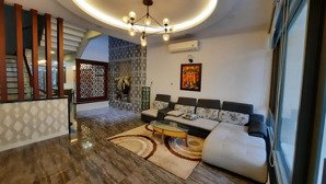 bán nhà phố khu dân cư trung sơn: 5x20m, trệt, 2 lầu, sân thượng, 7 phòng, hướng: đông. 16,5 tỷ