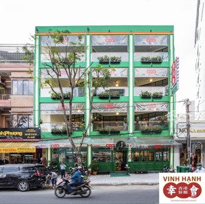 căn nhà 4 tầng mặt tiền đường phan châu trinh, đang kinh doanh nhà hàng.