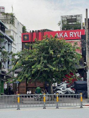 chính chủ cho thuê nhà mặt tiền đường cách mạng tháng tám, quận 1