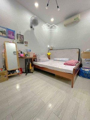 giáp quận 11 - đầm sen - gần 90m2 - full nội thất - đặc biệt dt20tr/tháng -ngang 4m5 nở hậu 11tỷ1