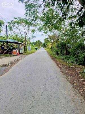 Bán gấp lô đất đẹp 144m² ngay đường Nguyễn Hữu Thọ Bến Lức, gần Phan Văn Mãng giá 2 tỷ 800 triệu, SHR