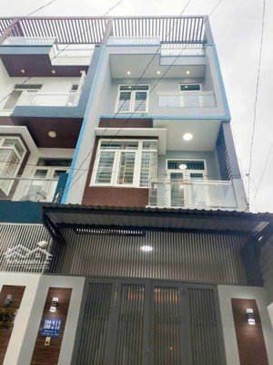 nhà shr dt 4x13 đúc 4 tấm hẻm 6m nguyễn thị kiểu vào 60m đối diện trường học lê văn thọ