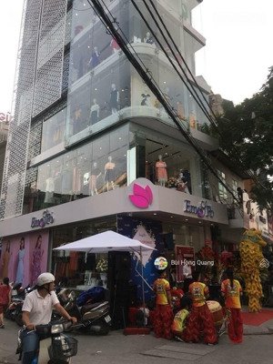 cho thuê nhà lô góc mặt phố quang trung 55m2x6 tầng, mt15m, thang máy, riêng biệt