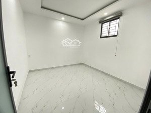 giảm 300tr bán nhà 2 tầng 65m2 hẻm xe hơi chỉ 5.09 tỷ, alo xem nhà