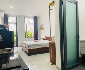 siêu phẩm phạm viết chánh full nội thất bancol cửa sổ phù hợp dân văn phòng