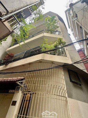 cho thuê nr 200m2, 3pn, 3wc tại chính kinh, nhân chính, thanh xuân, hà nội, giá tốt