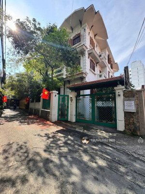 cực sốc biệt thự 2mt trước sau pasteur quận 3 - dt 15 x 30mn- cn 400m2 - hầm - 5 tầng - giá 90 tỷ