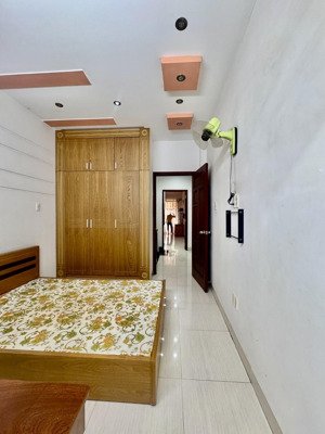 nhà 5 tầng btct 20m ra mt ngô gia tự quận 10 50m2 4pn khép kín chỉ 9,5t