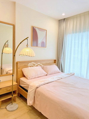 cần bán gấp căn hộ 1pn+ siêu đẹp nội thất sang xịn sẵn sổ giao dịch ngay lh 