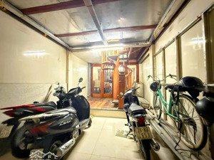 cần bán gấp! nhà xây chắc chắn - móng 6 tầng - khu tôn thất tùng hiếm nhà bán