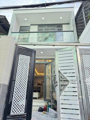 bán nhà gần bv 175, sân bay nguyễn văn công p3 gò vấp