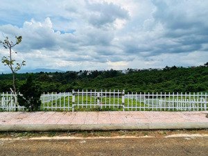 2 nền thổ cư liền kề, chính chủ kẹt tiền bán gấp ngay công viên lộc an