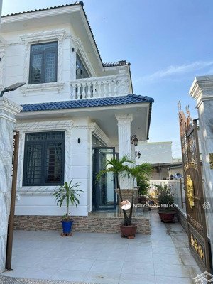 bán nhà biệt thự 1 trệt 1 lầu, dt 12 x 14,5m = 180m sát kdc tân phong, bv y học cổ truyền, biên hòa