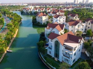 bán biệt thự song lập hoa sữa vinhomes riverside đã hoàn thiện giá chỉ 460tr/m2 lh 