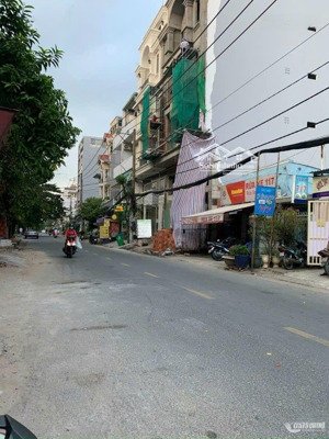 /-heart/-heart bán nhà mt đường phan huy thực.tân kiểng.q7
- diện tích : 4x18m2. nở hậu 4,4m