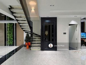 bán nhà mặt tiền nguyễn tri phương hải châu 4 tầng thang máy đang cho thuê 40tr/tháng