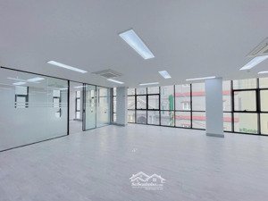 chủ nhà cho thuê văn phòng 100m2 giá siêu rẻ chỉ 13 triệu/th tại hoàng văn thái - thanh xuân