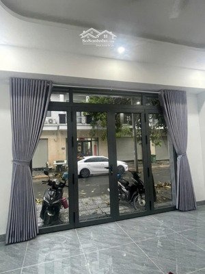 nhà phố chính chủ kdc kim kim trần đường dt747b giá tốt 1t2l mặt tiền 5m