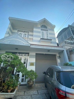 chỉ 300m ra biển tttp nha trang - bán nhà hẻm ô tô 6m nguyễn thị minh khai - ngang 7m cực hiếm