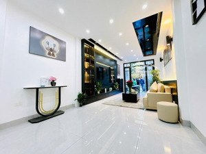 giảm sâu! nhà yên hoà, ngõ thông thoáng, bagac đỗ cửa, kinh doanh tốt, nhà đẹp ở ngay 45m2*5t.