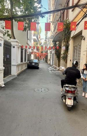 duy nhất-chính chủ võng thị-42m-7tầng-mt:5,6-ngõ thông-thang máy-dòng tiền 50triệu.