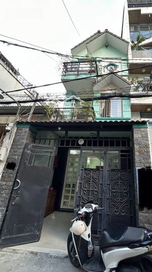 bán gấp nhà 3 tầng, hẻm 4m, đường nguyễn hữu tiến, tân phú, 50m2, 6 tỷ