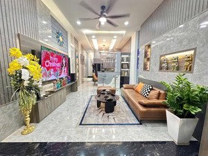 cho thuê nhà full nội thất hẻm 656 quang trung p11