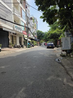 bán nhà ba tháng hai cư xá đồng tiến quận 10 sử dụng 99m2 đến 3 tầng 4 phòng ngủ chỉ hơn 6.5 tỷ