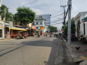 nhà cấp 4 ngay chợ mặt tiền trần thị cờ, 5x14m, đct 11tr/tháng, giá 7,2 tỷ tl