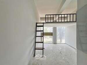 chính chủ khai trương phòng gác có ban công cửa sổ trời siêu thoáng giảm ngay 500k tháng đầu